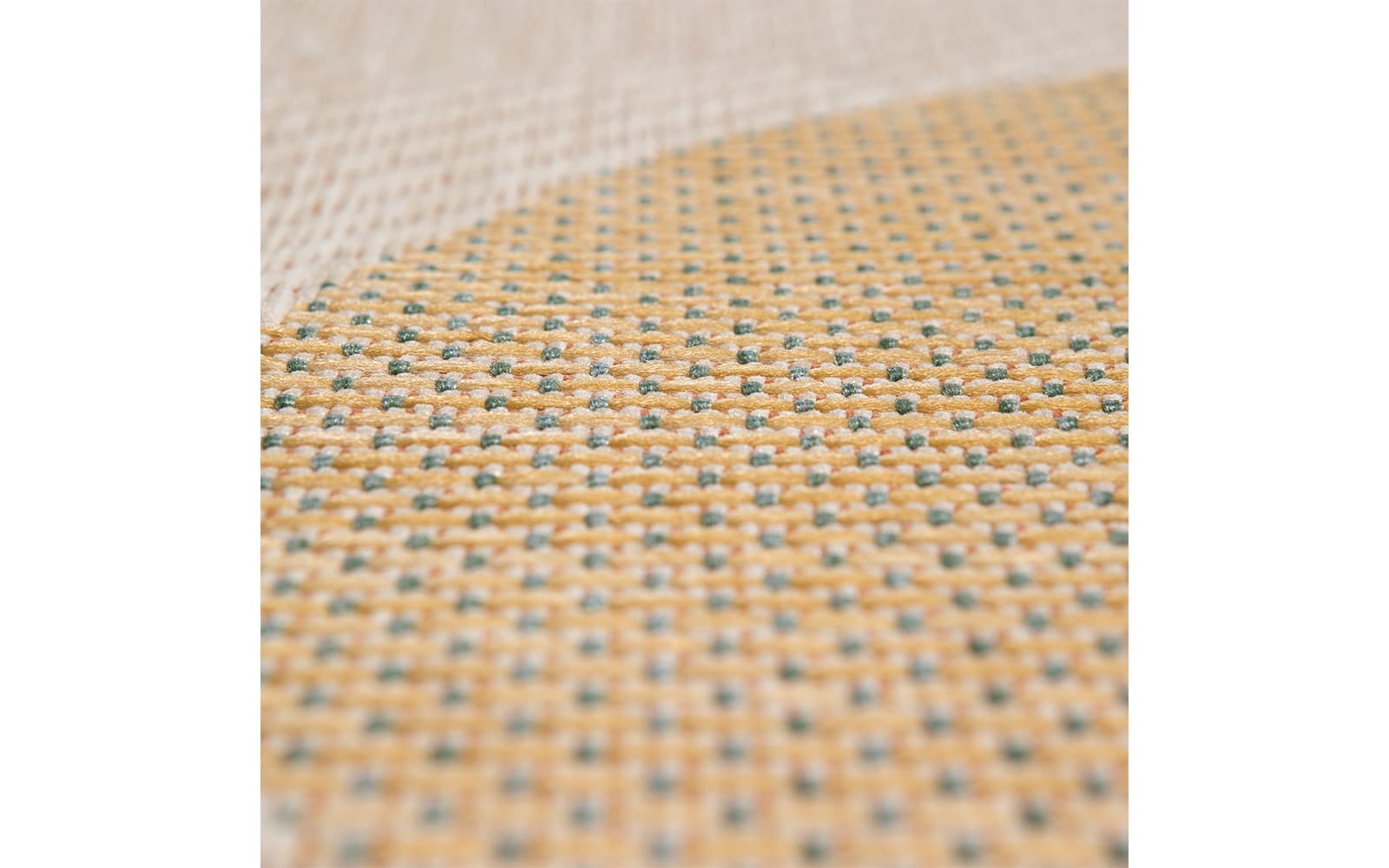 File:Outils utilisés pour la restauration de tapis au Mobilier  National.png - Wikimedia Commons